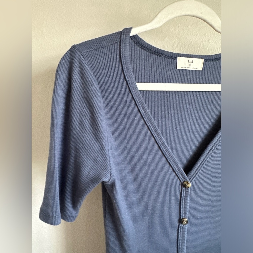 ANTHROPOLOGIE t.la Blue Ribbed Button-Down Dress. - Picture 6 of 8